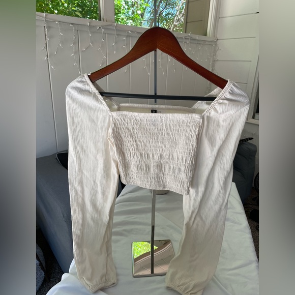 H&M White Long Sleeve Crop Top Size XS - Picture 1 of 5